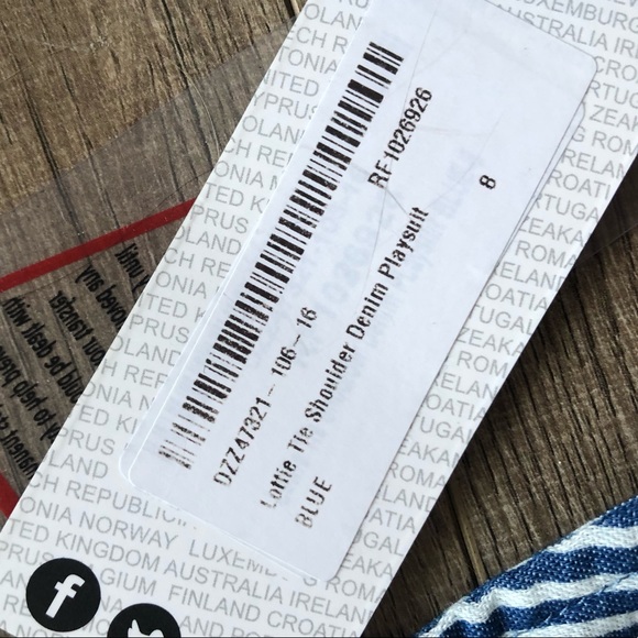 Boohoo Lottie Tie Shoulder Denim Playsuit - Picture 5 of 7